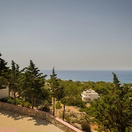 Lindos Nest Apart-hotel 4*