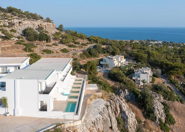 Lindos Nest 아파트호텔 4*